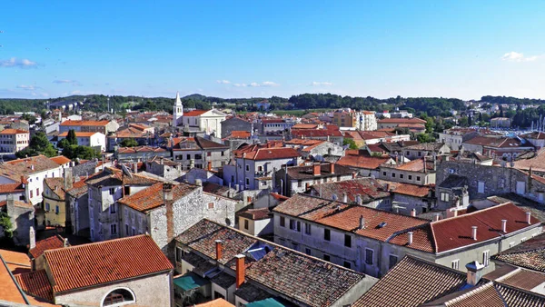 Eski Porec Kasabasının Panoramik Manzarası Euphrasian Bazilikası Nın Çan Kulesinden — Stok fotoğraf