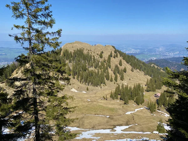 Montaña Alpina Raegeflueeli Oder Ragenflueli Regenflueli Sobre Valle Del Eigental — Foto de Stock