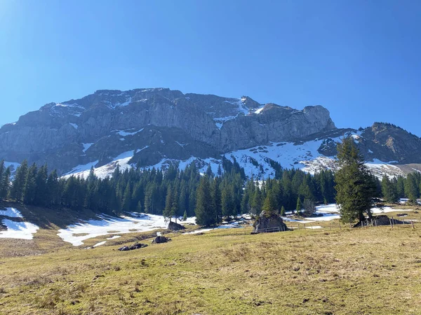 Kilátás Alpok Csúcs Gnepfstein Mittagguepfi Oder Mittaggupfi Eigental Valley Eigenthal — Stock Fotó
