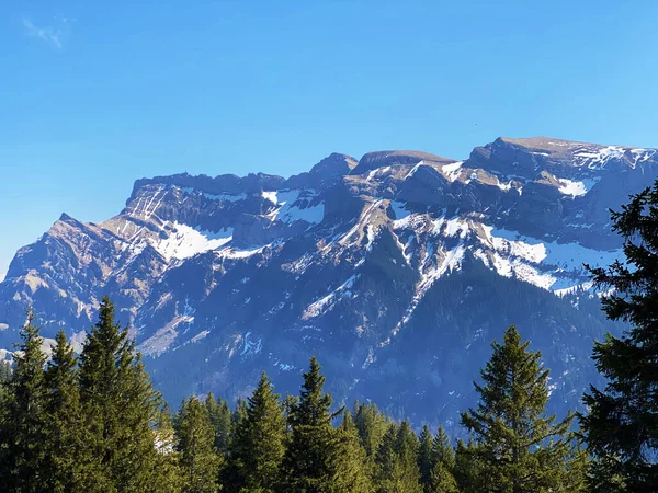 Picos Alpinos Klimsenhorn Esel Tomlishorn Widderfeld Macizo Montaña Pilatus Monte — Foto de Stock