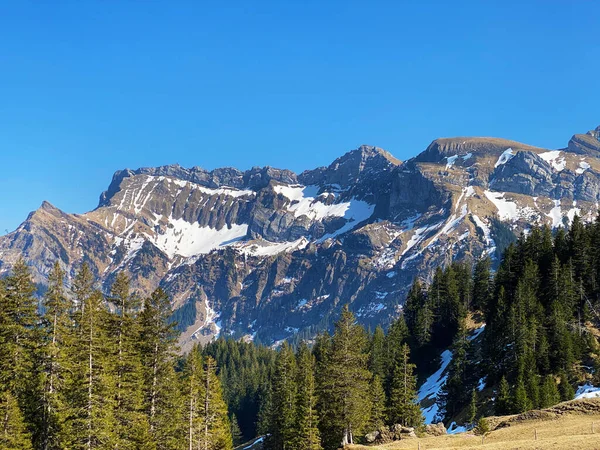 Альпійські Вершини Klimsenhorn Esel Tomlishorn Mountain Massif Pilatus Mount Pilatus — стокове фото