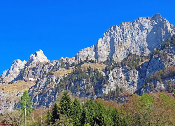 Pics Alpins Fruemsel Frumsel Brisi Dans Chaîne Montagnes Churfirsten Entre — Photo