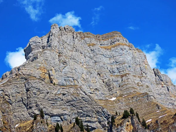Alpin Topp Schibenstoll Churfirsten Bergskedjan Mellan Obertoggenburg Regionen Och Sjön — Stockfoto