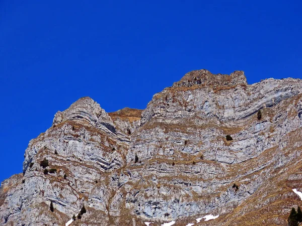 Szczyt Alpejski Wart Pasmie Górskim Churfirsten Pomiędzy Regionem Obertoggenburg Jeziorem — Zdjęcie stockowe