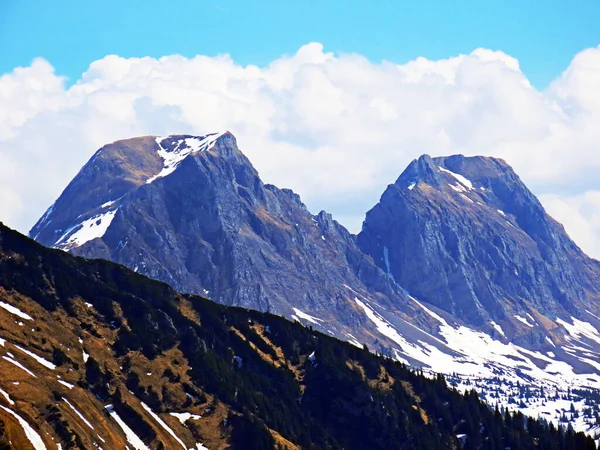 알비에 산맥에 알비에 봉우리들 탈과지르 탈골짜기 사이에 알프스 산봉우리들 베르크 — 스톡 사진