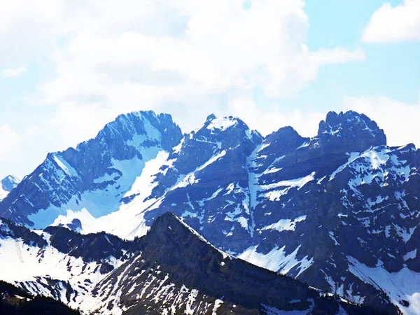 Picos Alpinos Empinados Ruchen Fulen Stock Montaña Muertschenstock Cordillera Los — Foto de Stock