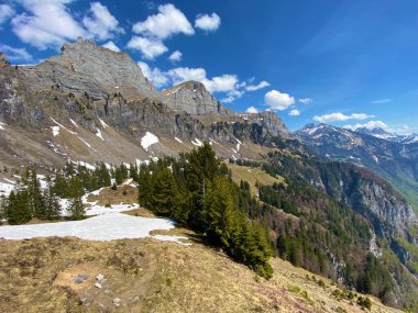 Chufirsten sıradağları ve Alvier grubu, İsviçre 'nin St. Gallen Kantonu (Schweiz)