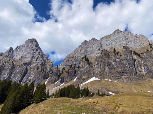 Alpesi Csúcsok Brisi Zuestoll Churfirsten Hegyvonulatban Obertoggenburg Régió Walensee Gallen — Stock Fotó