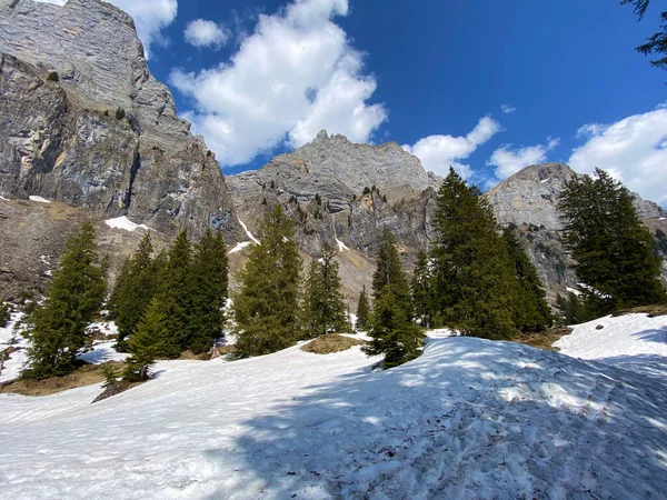 Alpesi Csúcsok Zuestoll Schibenstoll Hinterrugg Hinderrugg Churfirsten Hegységben Walenstadtberg Gallen — Stock Fotó
