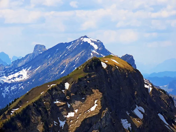 Alpejskie Szczyty Groenfluh Lub Gronfluh Schafmatt Schimberig Alpach Emmentalnych Alpnach — Zdjęcie stockowe