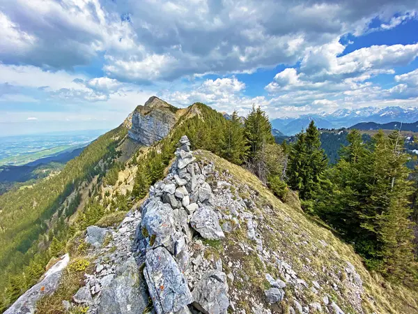 Αλπική Κορυφή Του Risetestock Στην Ελβετική Οροσειρά Pilatus Και Στις — Φωτογραφία Αρχείου