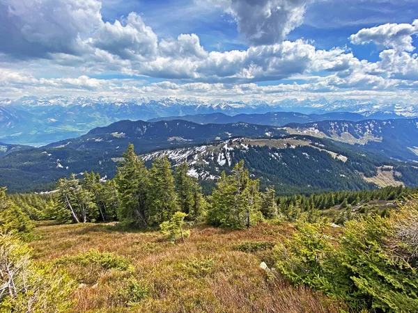 Schöne Aussicht Vom Gipfel Der Staefeliflue Oder Stafeliflue Schweizer Pilatus — Stockfoto