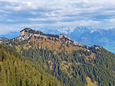 İsviçre 'nin Pilatus sıradağlarında ve Emmental Alpler' de Alpnach - Obwalden Kantonu, İsviçre (Kanton Obwalden, Schweiz)