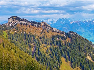 İsviçre 'nin Pilatus sıradağlarında ve Emmental Alpler' de Alpnach - Obwalden Kantonu, İsviçre (Kanton Obwalden, Schweiz)