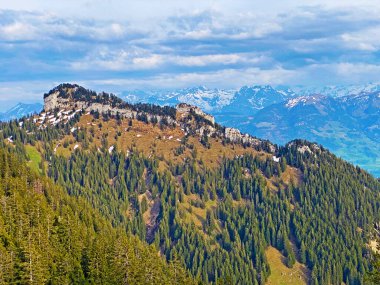 İsviçre 'nin Pilatus sıradağlarında ve Emmental Alpler' de Alpnach - Obwalden Kantonu, İsviçre (Kanton Obwalden, Schweiz)