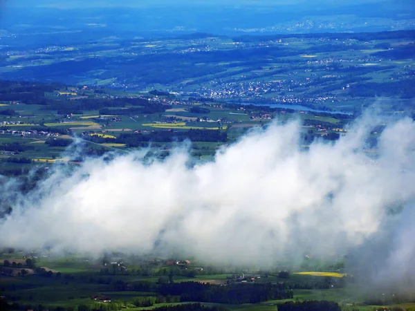 Schöne Wolken Über Dem Pilatus Und Den Emmentaler Alpen Alpnach — Stockfoto