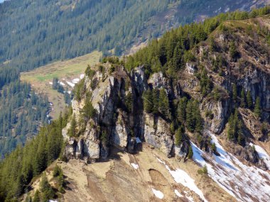 İsviçre 'nin Pilatus sıradağlarında Rottosse' un Alpnach, Obwalden Kantonu (Kanton Obwalden, Schweiz)