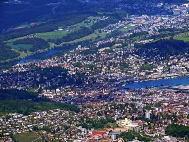 Luzernersee Gölü ve Lucerne şehri, İsviçre 'nin Obwalden Kantonu (Kanton Obwalden, Schweiz)