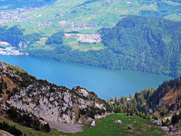 Vista Lago Alpnachersee Cordilheira Pilatus Nos Alpes Emmental Alpnach Cantão — Fotografia de Stock