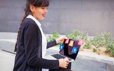 kadın hashtags yapıştırma 
