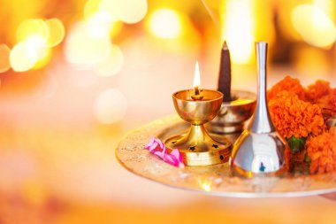 Hindu töreni. Puja 