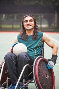  bir tekerlekli sandalye de rugby oyuncusu 