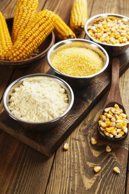 Mısır unu, tahıl ve tahıl 