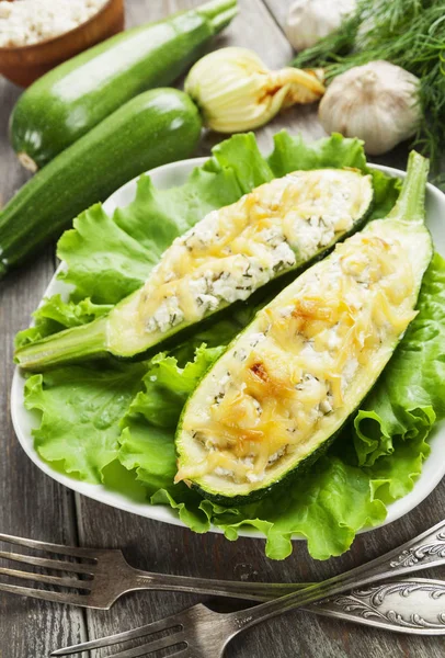 Calabacín relleno con requesón — Foto de Stock