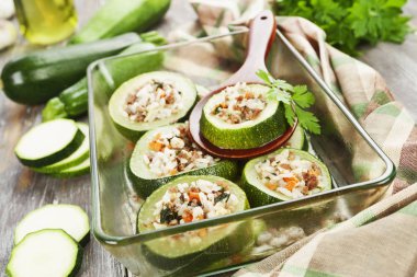 Kabak et ve pilav ile