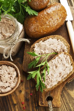 gurme karaciğer pate