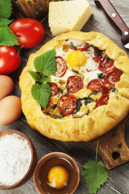 Isırgan otu ile Galette'ye