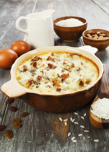 Budín de arroz con pasas — Foto de Stock