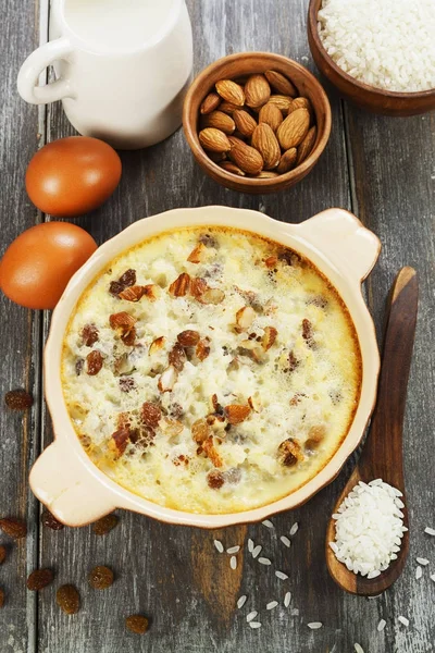 Rice pudding with raisin — Stock Photo, Image