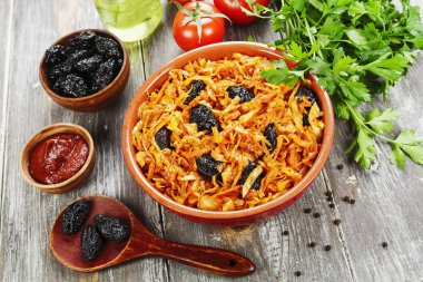 Lahana kuru erik ile Komposto 