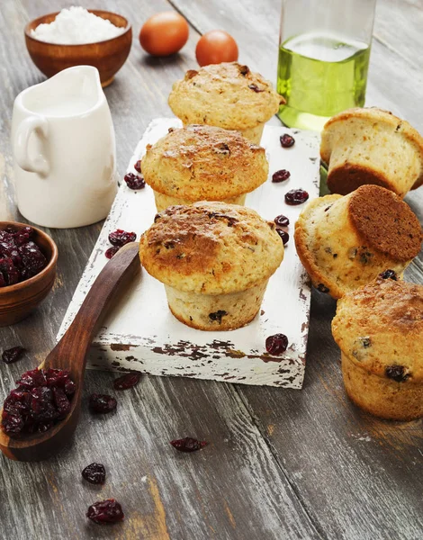 Muffins con arándanos secos —  Fotos de Stock