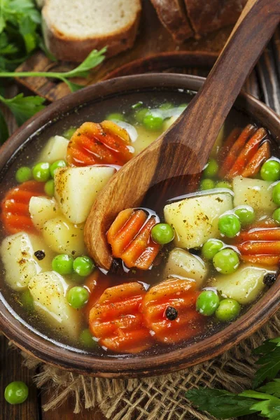 Sopa con guisantes verdes — Foto de Stock