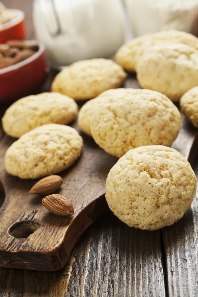 Hemlagad mandel cookies — Stockfoto