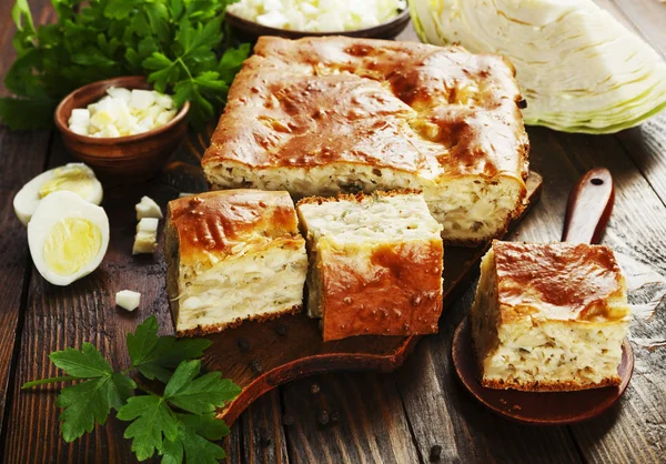 Pie with cabbage and eggs — Stock Photo, Image