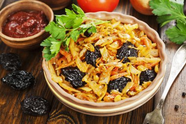 Lahana kuru erik ile Komposto