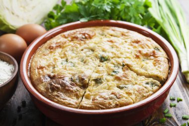 Lahanalı sebze güveci. 