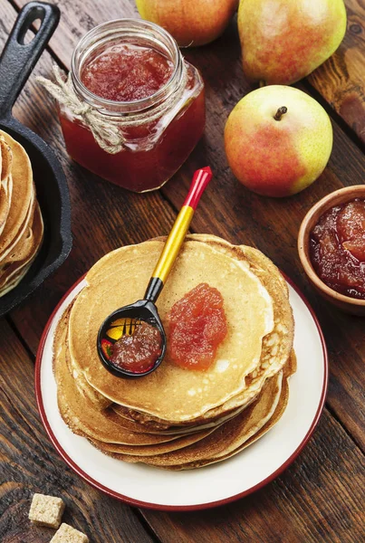 Panqueques con mermelada — Foto de Stock