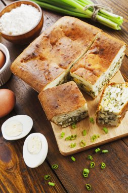 Pasta taze soğan ile 