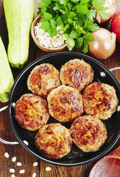 Burger mit Haferflocken und Zucchini — Stockfoto