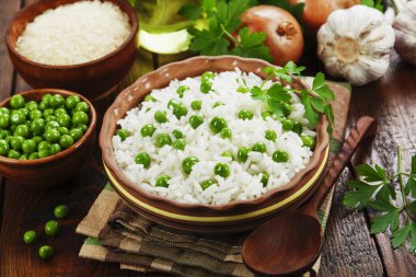 Masada yeşil bezelyeli pilav