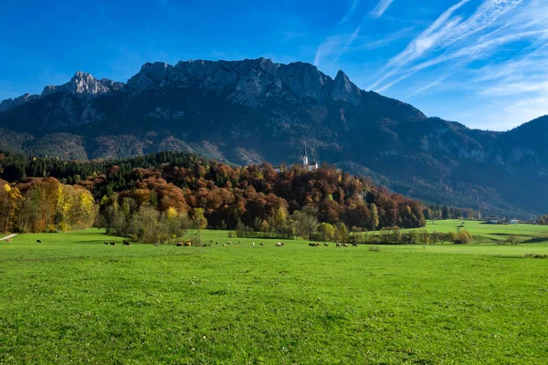 Csodálatos alpesi táj táj az őszi időben. Tirol, Ausztria-Tyrol — Stock Fotó