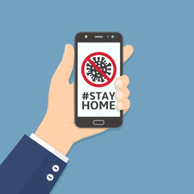 Evde kalıp ekranda etiketli akıllı telefonu tutmak