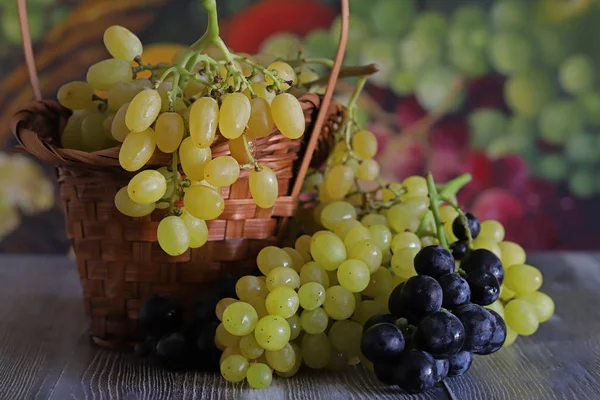 Uvas Rojas Blancas Naturales — Foto de Stock