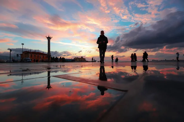 Turquía Esmirna Noviembre 2019 Puesta Sol Plaza República —  Fotos de Stock