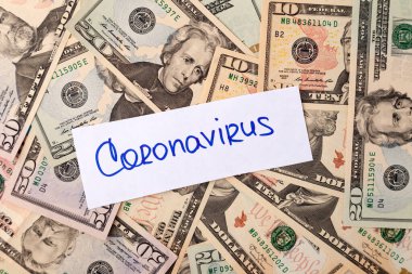 ABD doları banknotları üzerine Coronavirus yazıtları, küresel kriz kavramı