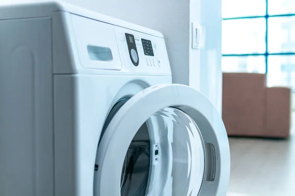 Modern Tvättmaskin Lägenheten Tvätt Hemma — Stockfoto